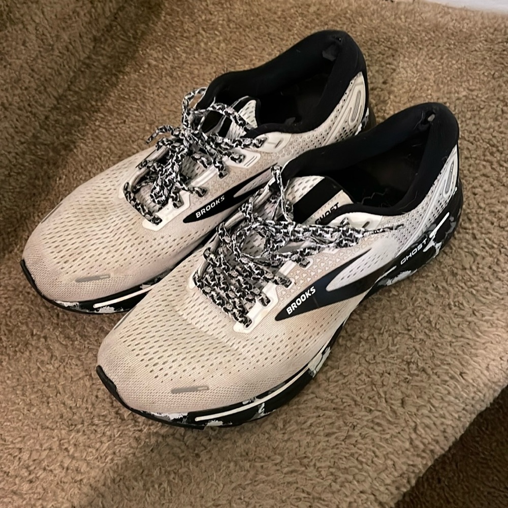 Brooks ghost